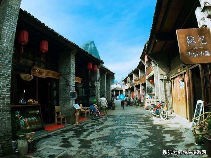 请问今天到中国农业银行存钱没到手机帮定卡里怎么办呢?